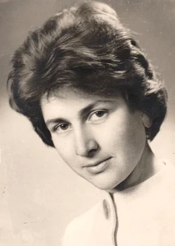 Mama Principelui Radu, Gabriela Duda, Iași 1962. FOTO: Casa Majestății Sale