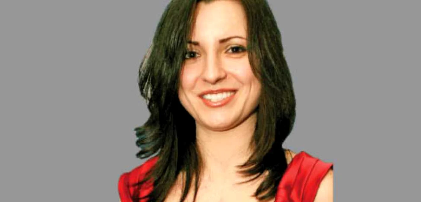 Corina Tarniţă (27 de ani) şi-a dat doctoratul la Harvard