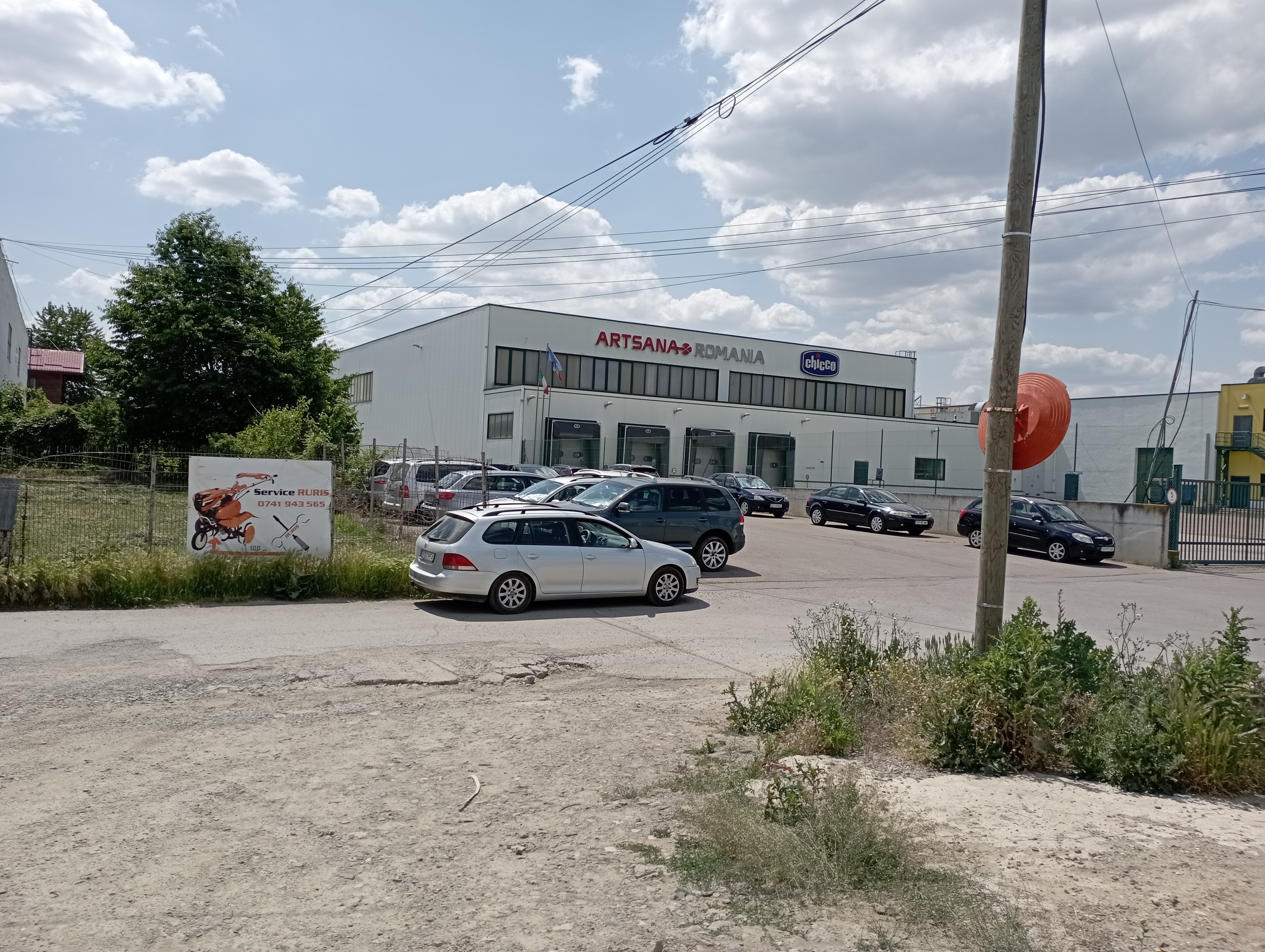 Locul din România unde industria giganților mondiali ai modei se prăbușește. Mii de angajați rămân fără slujbe Locul din România unde industria giganților mondiali ai modei se prăbușește. Mii de angajați rămân fără slujbe