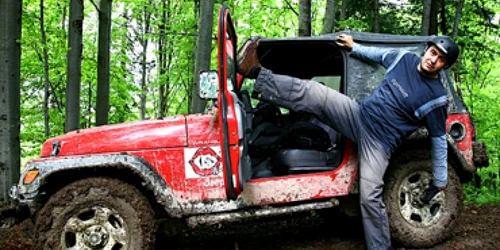 Neamt: PORTRET: Bogdan Puşcaşu: „Am trăit clipe de zbor extraordinare“