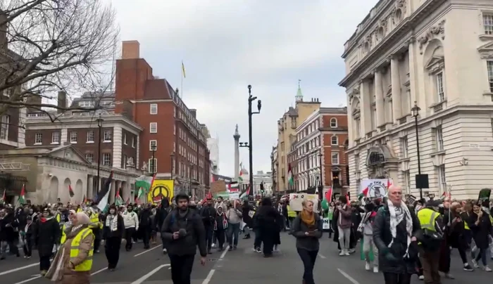 Mii de protestatari pro-Palestina au manisfetat la Londra