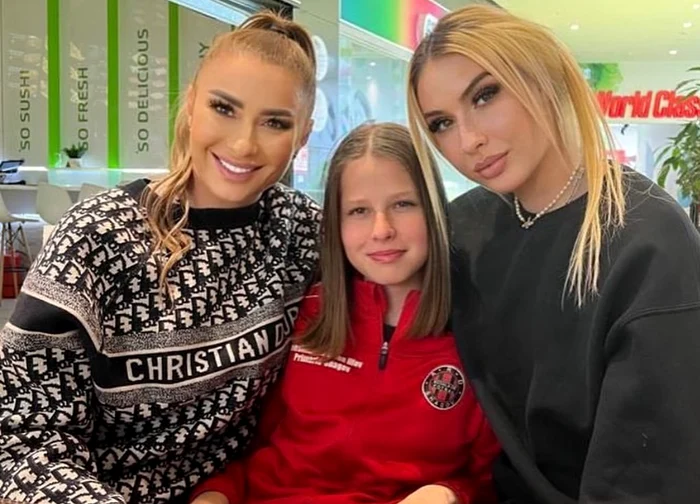 Anamaria Prodan face Paștele acasă, la Snagov, cu copiii Sursa:Instagram 