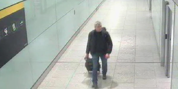 Serghei Fedotov in momemntul sosirii in Marea Britanie pentru otravirea lui Skripal FOTO EPA-EFE