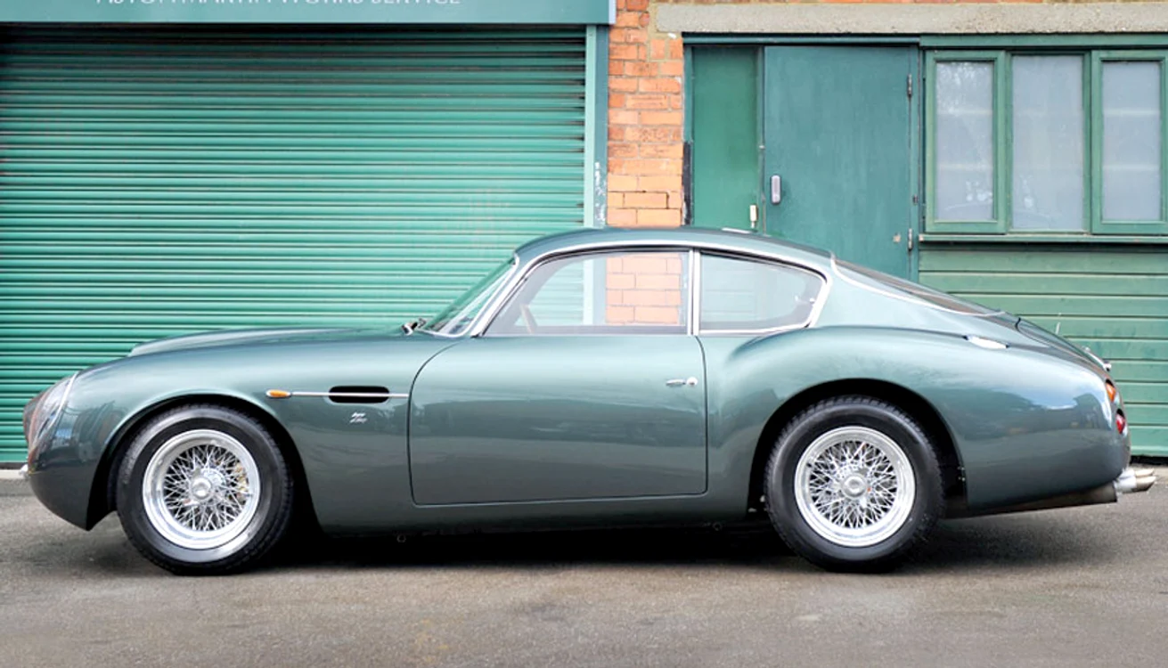 Aston Martin (1991) - 1,5 mil. €
