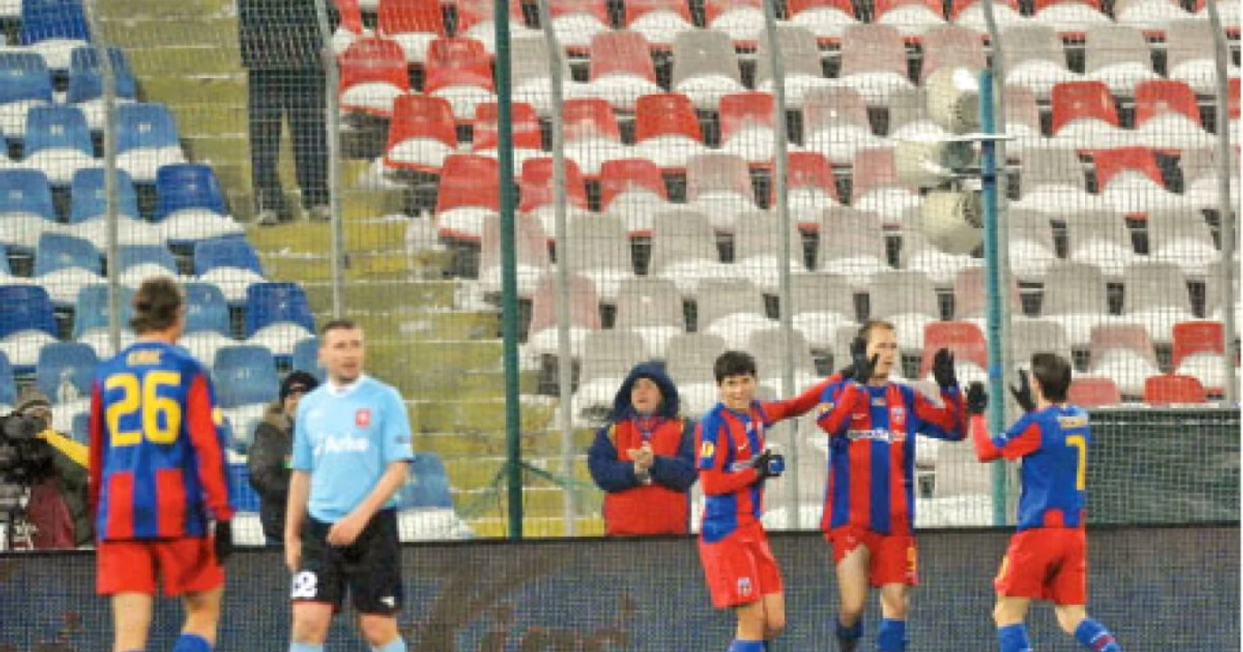 La ultimul meci al Stelei din 2009, cel cu Twente, puteai număra spectatorii pe degete 