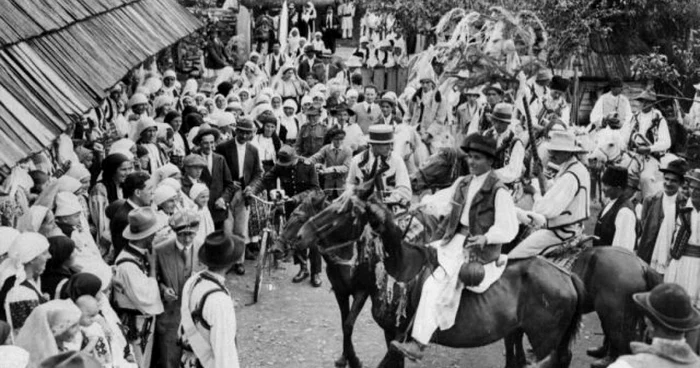 Tradiţii de nuntă de altădată FOTO Muzeul de Istorie Galaţi