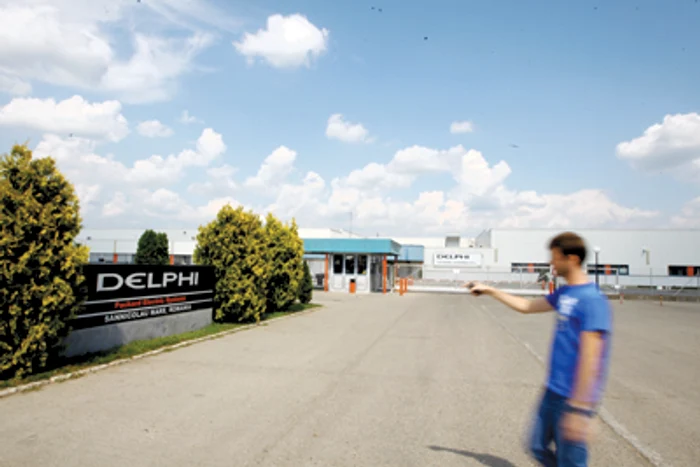 Arad: REGIUNEA PE SCURT / Delphi lucrează pentru Ferrari