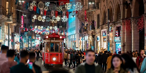Turiști în Istanbul FOTO: Pixibay