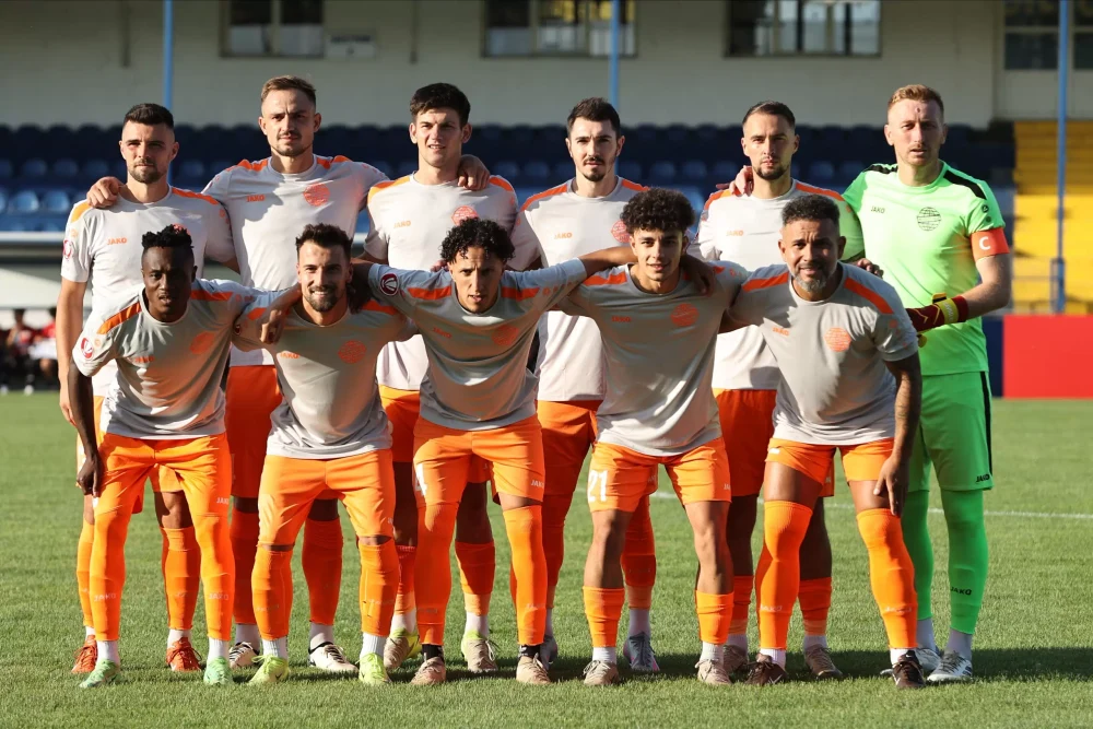 FRF intră pe fir! Trei fotbaliști de la Metaloglobus, convocați în cadrul unei anchete