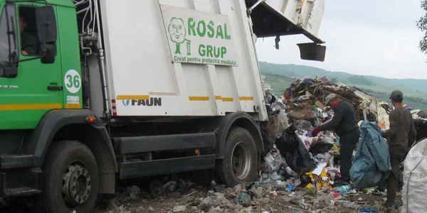 Cheltuielile cu transportarea deşeurilor pe platforma de la Botoşani se ridică la 200.000 de lei lunar