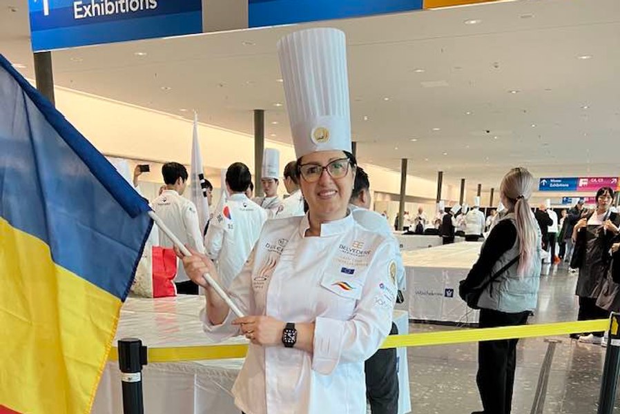 Medalie de argint pentru România la Olimpiada Gastronomică Mondială. Echipa este formată de bucătari din Brașov și Prahova