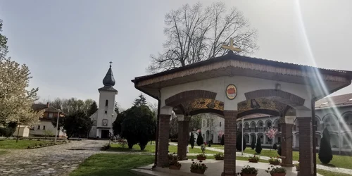 Mănăstirea de la Şag a devenit un loc preferat de reculegere şi pentru timişoreni FOTO Ş.Both