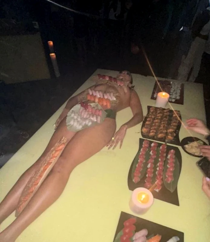 Kanye West petrecere Foto Twitter JPG