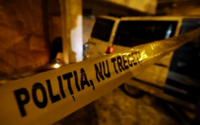 Poliţia a fost anunţată prin 112 despre descoperirea macabră FOTO Adevărul