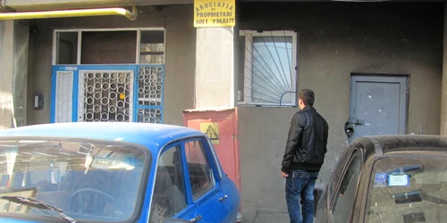 Banii ar trebui folosiți pentru lucrări de modernizare sau întreținere a blocurilor. Foto arhivă