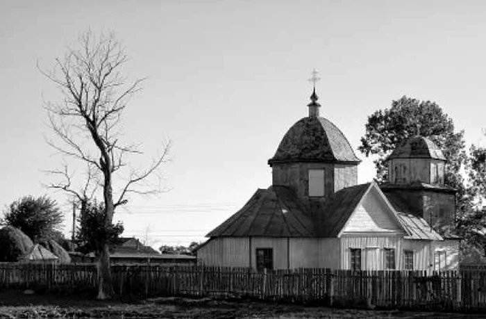 Biserica din Caraorman Arhivă personală Florian Dumitrescu