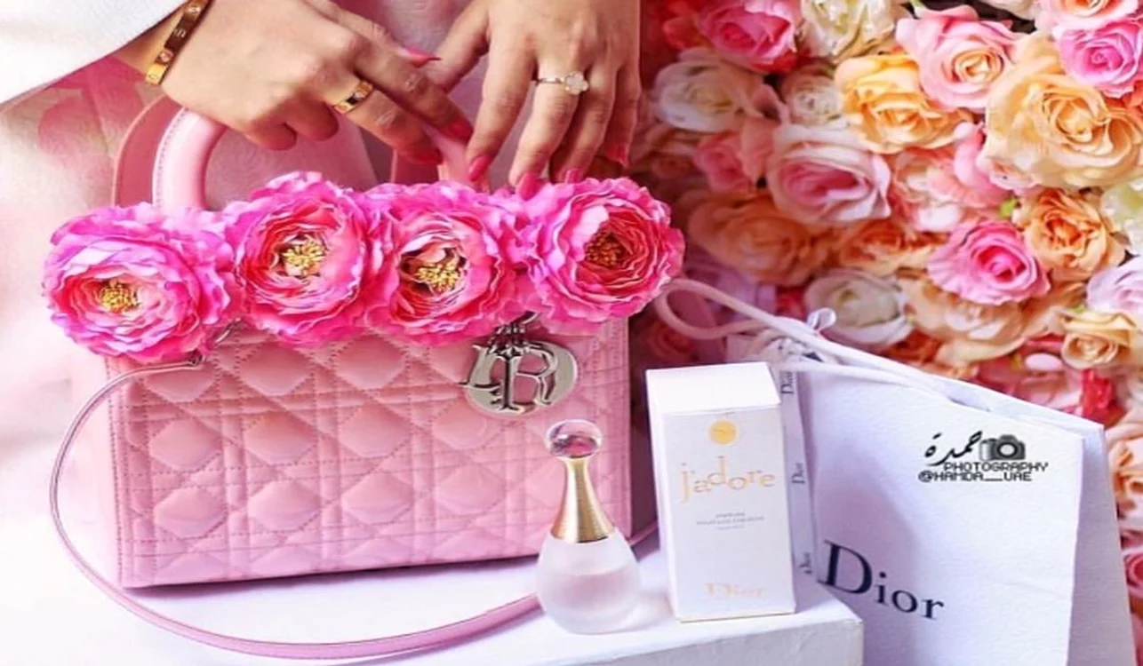 Geanta Lady Dior, inspirată de Prinţesa Diana  jpeg