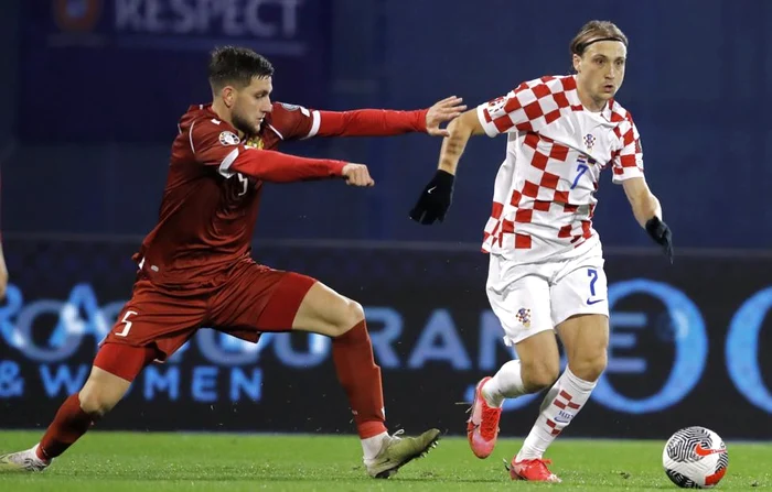 Styopa Mkrtchyan (Armenia) și Lovro Mayer (Croația). Foto: EPA-EFE