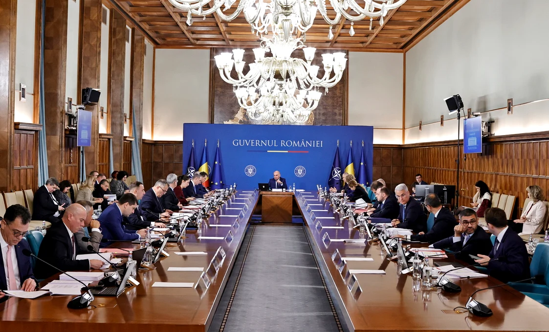 Soarta Guvernului Bolojan va fi decisă de moțiune. Foto: Gov.ro