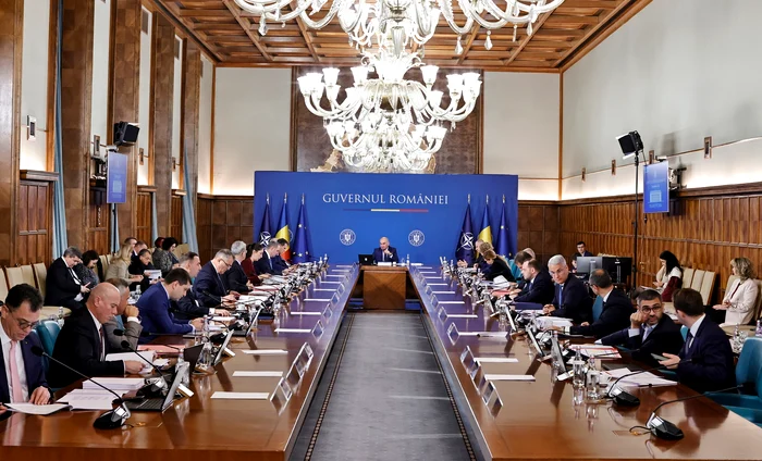 Soarta Guvernului Bolojan va fi decisă de moțiune. Foto: Gov.ro