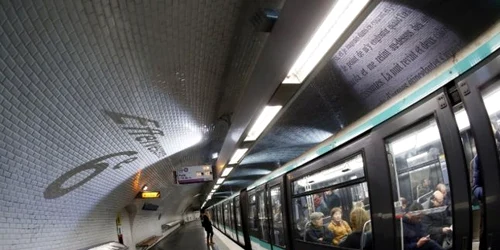 Metrou Paris FOTO AFP