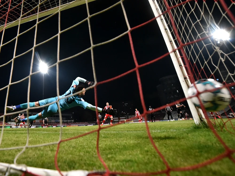 Paul Anton a transformat cele două penalty-uriFoto: sportpictures.eu