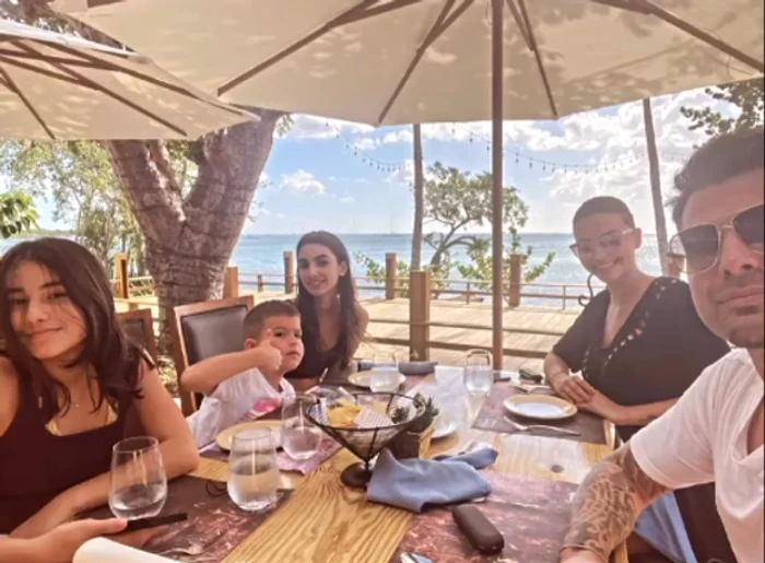 Adrian Mutu, în Dominicană, alături de actuala soție, fiicele sale cu Consuelo și mezinul Tiagofoto: Instagram