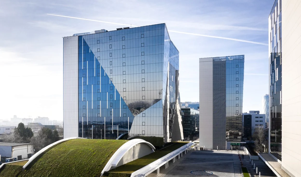 Investitorii sud-africani și americani au investit 1,5 miliarde euro în imobiliarele românești