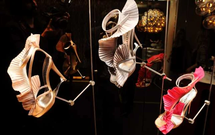 Pentru Roger Vivier, pantofii erau piese de colecţie demne de un muzeu de artă FOTOGRAFII: Getty Images/ PHOTOLAND/ WENN