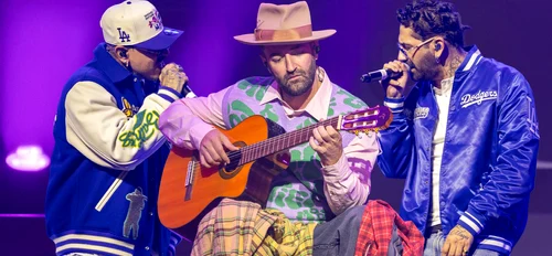 Smiley, Alex Velea și Connect-R au dat petrecere de Dragobete la Sala Palatului