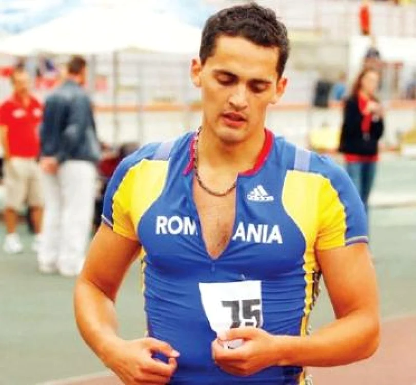 Ştefan Lazăr se zbate între viaţă şi moarte într-un spital din Iaşi. Foto: Prosport