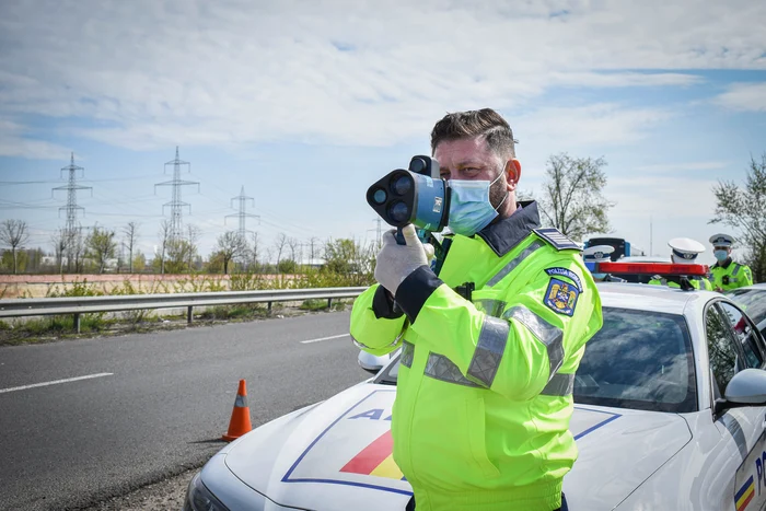 
    Zilele acestea, polițiștii sunt cu radarele pe șoferiFoto: Direcția Generală de Poliție a Municipiului București  