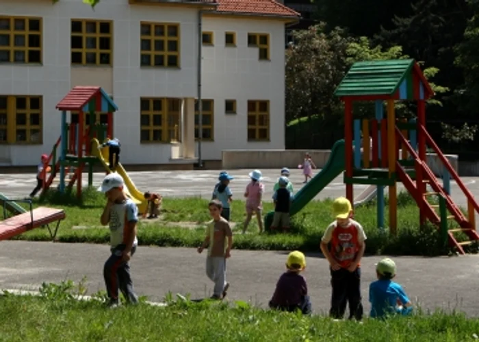 Braşov: Grădiniţele vor fi dotate cu mobilier nou