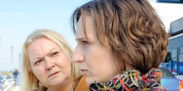 Ileana Cernat şi Ozana Oancea - mamă şi fiică în „Felicia, înainte de toate“