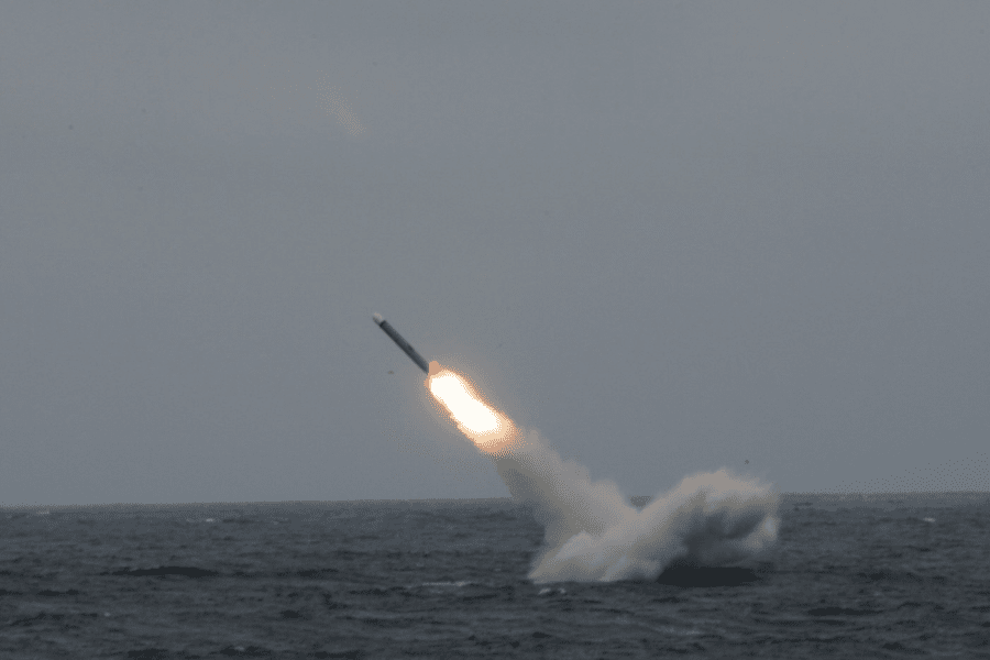 Japonia vrea să cumpere 400 de rachete americane Tomahawk