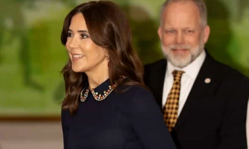 Mary, ravisantă cu pantofi Manolo Blahnik (5) jfif