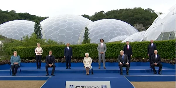 Regina Elizabeta a II-a la summitul G7 FOTO captură video