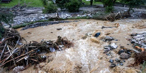 ILUSTRATIE INUNDATII 03 INQUAM Photos Casian Mitu jpg