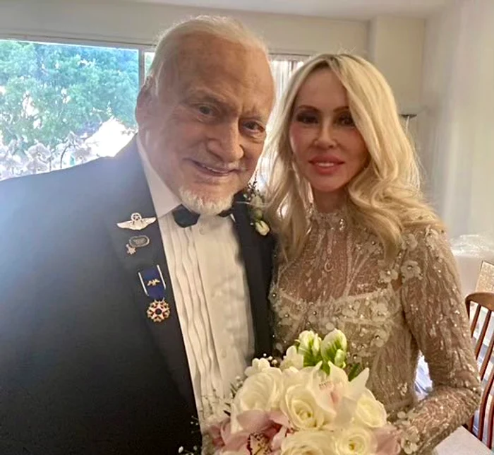 Buzz Aldrin și Anca Florea au decis să facă pasul cel mare. FOTO: Twitter„