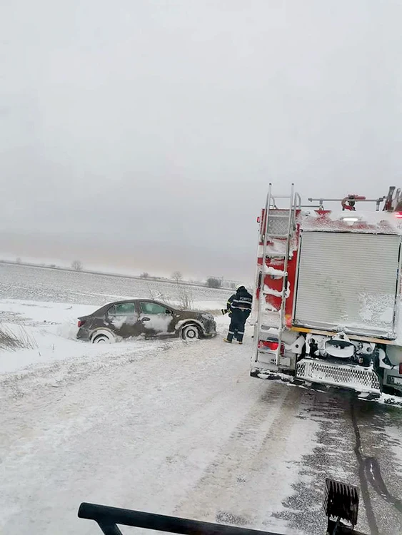 Aşa acţionează salvatorii de la ISU Ialomiţa pe cod roşu