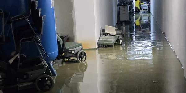 Inundații Spitalul Focșani Prefectura Vrancea (2) jpeg