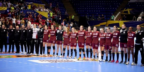 CS Rapid Bucuresti handbal feminin foto Facebook jpg