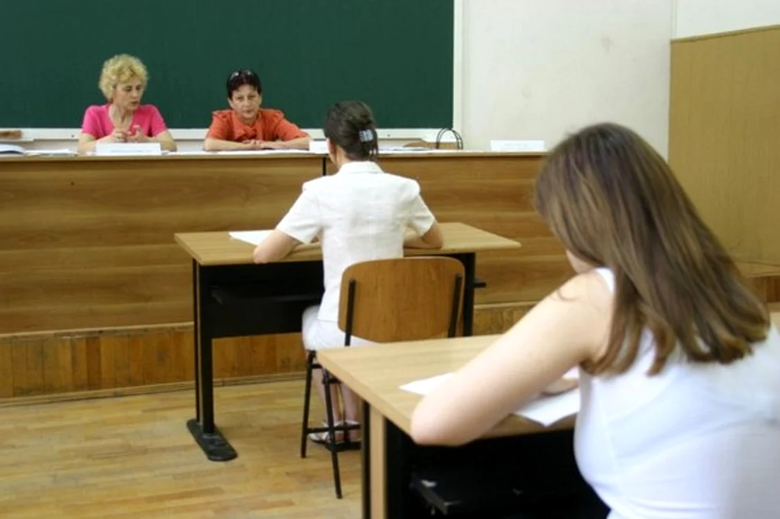 Proba de BAC 2015 română scris deschide sesiunea de toamnă a examenelor scriseFoto: Arhiva Click!