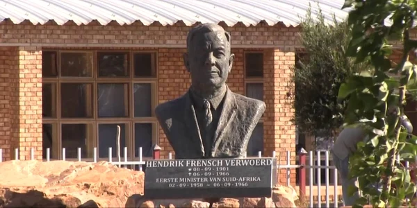 premierul sud african intemeietorul apartheidului 