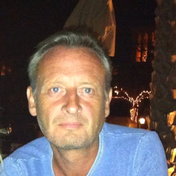 Stuart Ramsay, autorul reportajului difuzat de Sky News privind traficanţii români de arme, a publicat, miercuri, pe Twitter, un al treilea mesaj în care îşi susţine ancheta