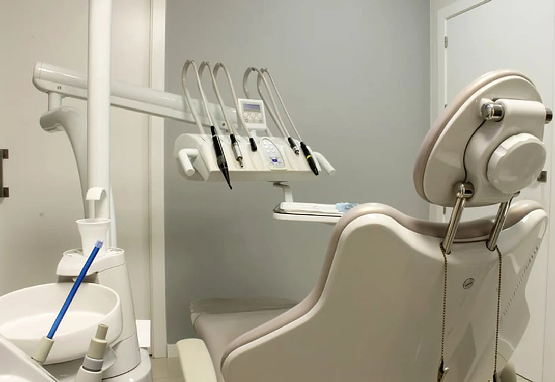 Implantul dentar, o soluție sigură Foto: Arhivă