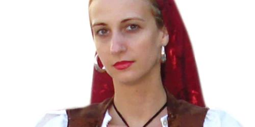 Reşiţa: PORTRET / Clara Constantin cântă la poalele Semenicului VIDEO