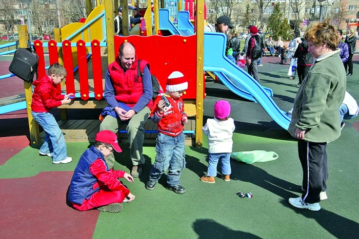 
    La sfârşit de săptămână, vremea va fi numai bună pentru o ieşire în parc  