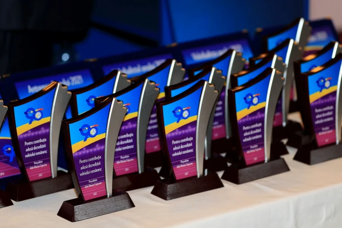 Trofeele acordate la Gala Voleiului Românesc (FOTO: Marian Burlacu)