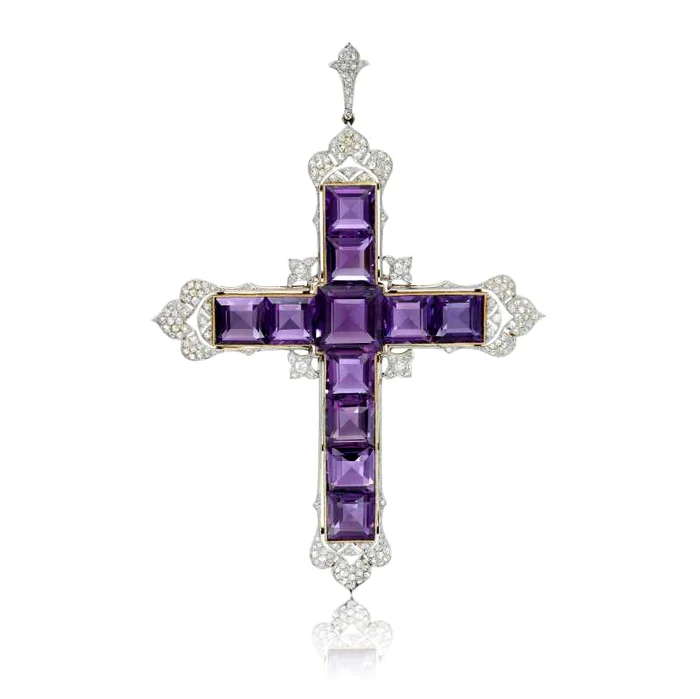 Crucifixul Attallah Foto Sothebys